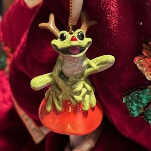 Kitty’s Critters “Ding Dong” 8263LE Christmas ornament